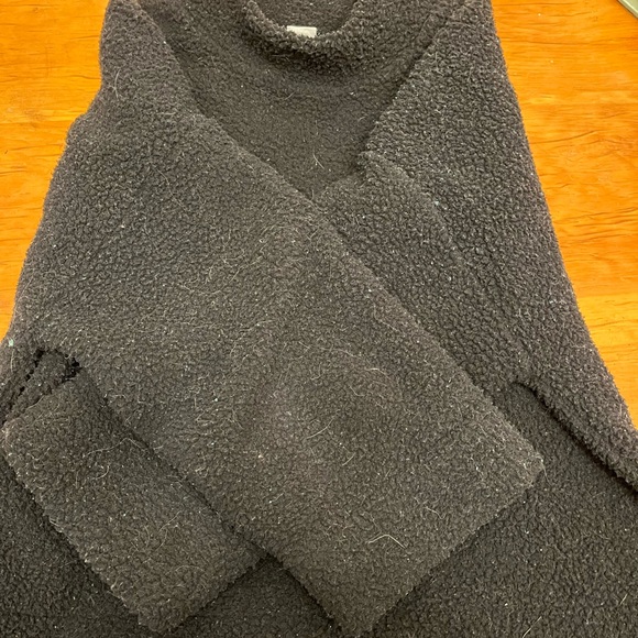 Gap Sherpa Pullover - Picture 5 of 5